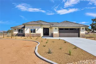 21960 Ramona, Apple Valley, CA 92307 - Photo 4