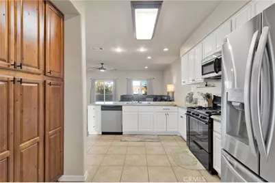 14193 Jicarilla Road #302, Apple Valley, CA 92307 - Photo 18