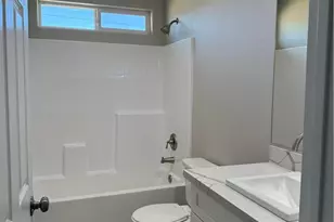 17796 Valencia St, Hesperia, CA 92345 - Photo 20