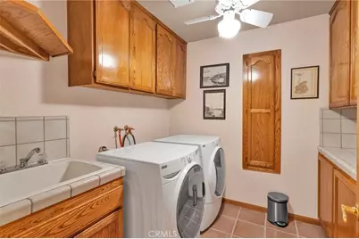 17662 Ridge View Court, Apple Valley, CA 92307 - Photo 34