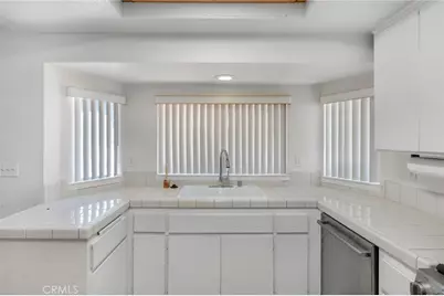 15155 Apache, Apple Valley, CA 92307 - Photo 10