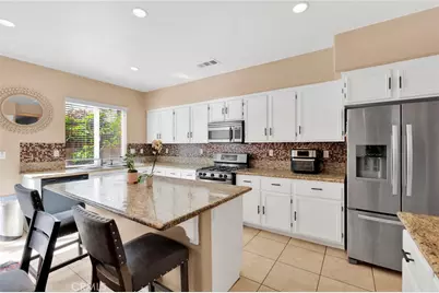 12655 Verano, Victorville, CA 92392 - Photo 4