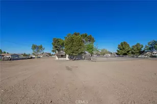 21435 Zuni Rd, Apple Valley, CA 92307 - Photo 32