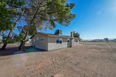 21435 Zuni Road, Apple Valley, CA 92307 - Photo 28