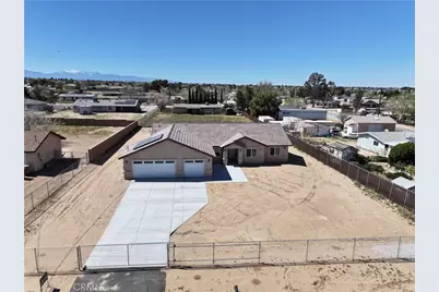 9432 Wasco, Hesperia, CA 92345 - Photo 2
