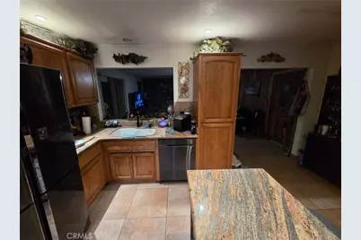 409 Fenmore, Barstow, CA 92311 - Photo 2