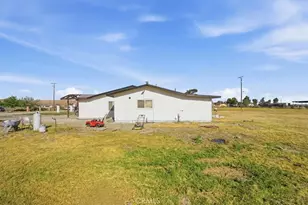 1163 Smith, Adelanto, CA 92301 - Photo 32