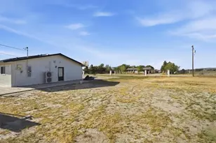 1163 Smith, Adelanto, CA 92301 - Photo 34