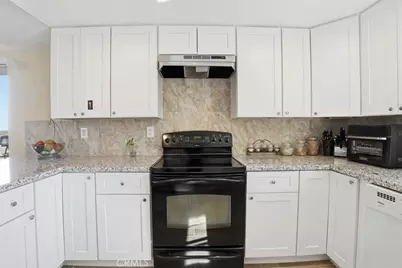 12601 Nandina, Phelan, CA 92371 - Photo 4