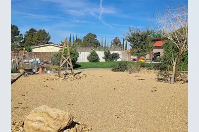 23677 Cahuilla, Apple Valley, CA 92307 - Photo 26