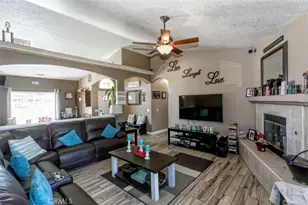 15430 Sitting Bull St, Victorville, CA 92395 - Photo 8