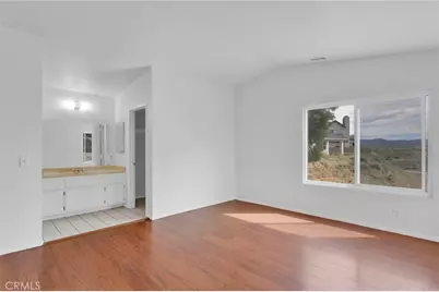 12421 Spring Valley Parkway, Victorville, CA 92395 - Photo 26