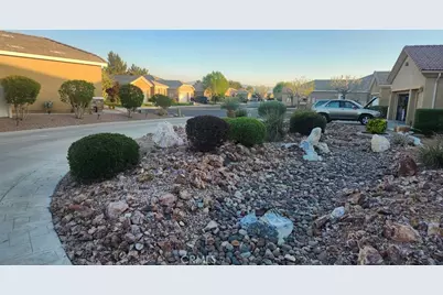 10772 Bridge Haven, Apple Valley, CA 92308 - Photo 2