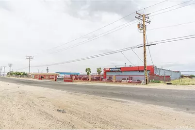 11129 G, Hesperia, CA 92345 - Photo 6