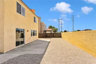 13620 Glengarry Dr, Victorville, CA 92392 - Photo 38