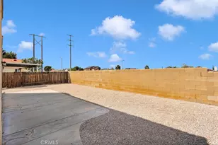 13620 Glengarry Dr, Victorville, CA 92392 - Photo 36