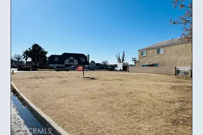 13400 Sea Gull, Victorville, CA 92395 - Photo 1