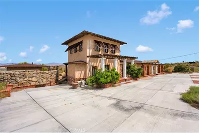 7985 Baker, Lucerne Valley, CA 92356 - Photo 4