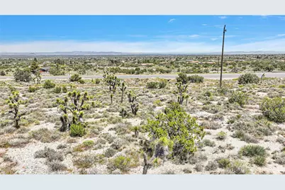 209 Highway 138, Pinon Hills, CA 92372 - Photo 16