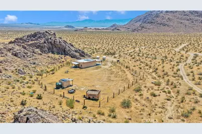 31542 Spinel, Lucerne Valley, CA 92356 - Photo 34