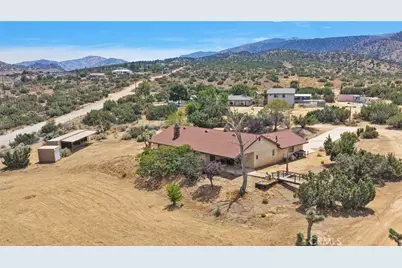 8970 Silver Rock, Pinon Hills, CA 92372 - Photo 48