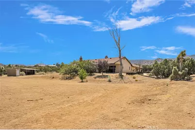8970 Silver Rock, Pinon Hills, CA 92372 - Photo 38