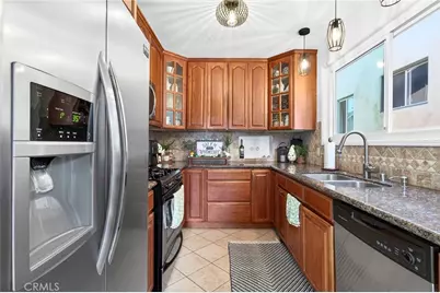 907 E Ocean Boulevard, Long Beach, CA 90802 - Photo 12