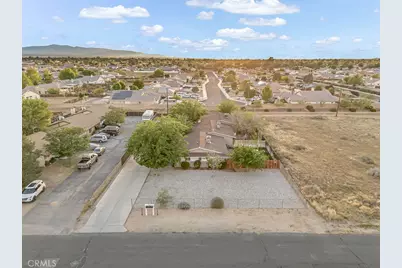 13250 Mohawk, Apple Valley, CA 92308 - Photo 14