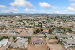 15056 Coalinga, Victorville, CA 92392 - Photo 4