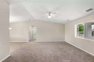 15056 Coalinga, Victorville, CA 92392 - Photo 12