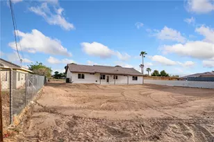 15056 Coalinga, Victorville, CA 92392 - Photo 36