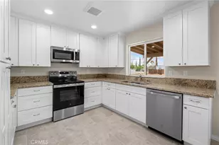 15056 Coalinga, Victorville, CA 92392 - Photo 18