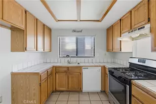 13645 Agate Way, Victorville, CA 92392 - Photo 10