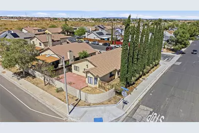 13645 Agate Way, Victorville, CA 92392 - Photo 32