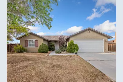 22404 Broken Lance Court, Apple Valley, CA 92307 - Photo 10