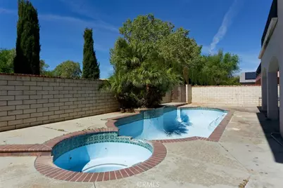 13030 Caspian, Victorville, CA 92395 - Photo 8