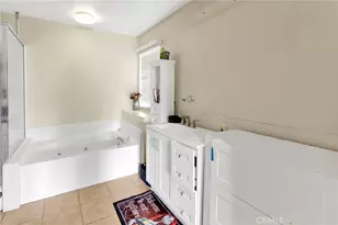 15166 Arcadian, Adelanto, CA 92301 - Photo 38