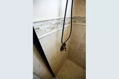 10008 Geneva, Montclair, CA 91763 - Photo 14