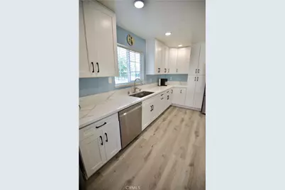10008 Geneva, Montclair, CA 91763 - Photo 4