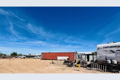 12036 Bartlett Avenue, Adelanto, CA 92301 - Photo 34