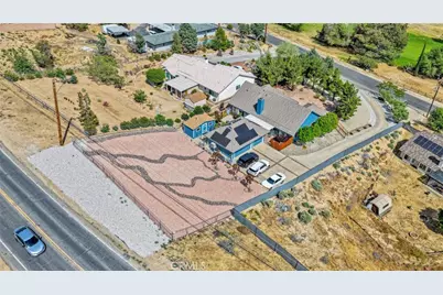 17340 Buckthorn, Hesperia, CA 92345 - Photo 2