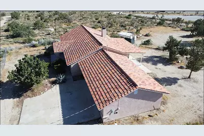 10685 Crystal Air, Pinon Hills, CA 92372 - Photo 4