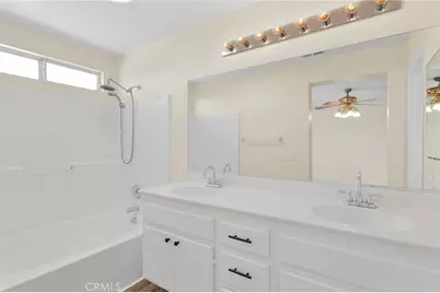 13499 Merry Oaks Street, Victorville, CA 92392 - Photo 34