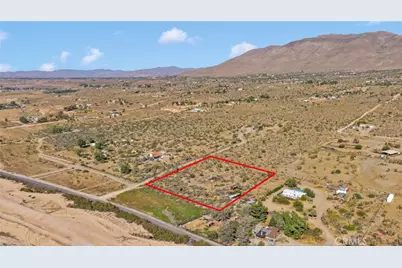 1 Lamprey Road, Apple Valley, CA 92308 - Photo 4