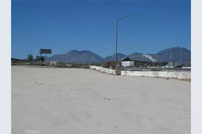 5940 Mariposa Road, Hesperia, CA 92344 - Photo 6