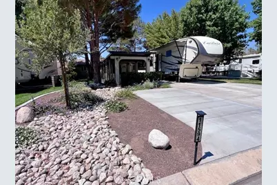 11594 Wedgewood Drive, Apple Valley, CA 92308 - Photo 2