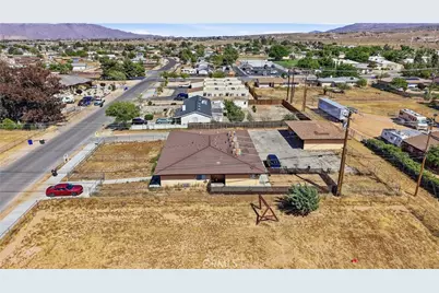 21739 Panoche Road, Apple Valley, CA 92308 - Photo 48