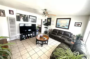 16116 Cajon, Hesperia, CA 92345 - Photo 6