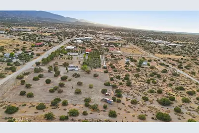 3038 White Fox Trail, Phelan, CA 92371 - Photo 4