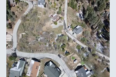 31912 Encina, Running Springs, CA 92382 - Photo 4